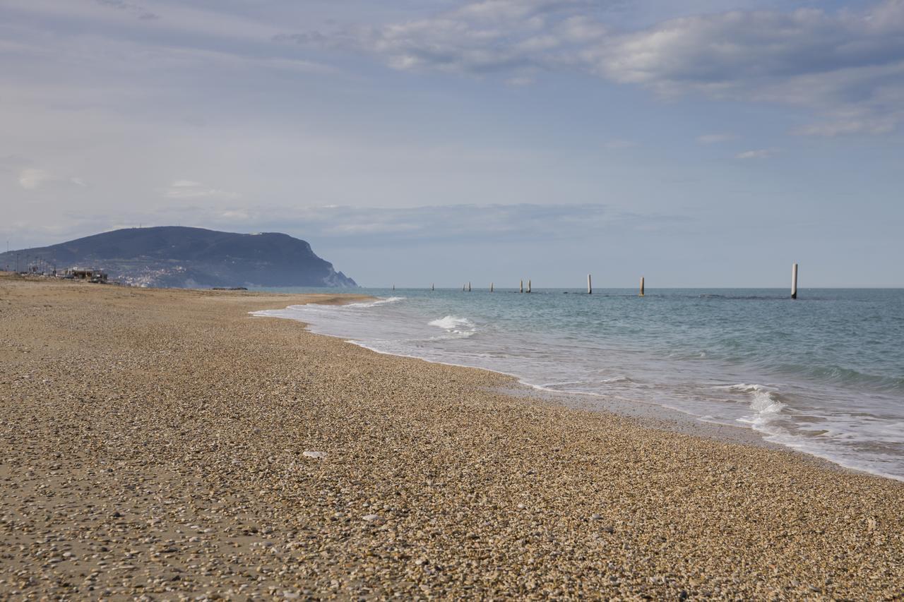 Rooms A Due Passi Dal Mare Porto Recanati Εξωτερικό φωτογραφία