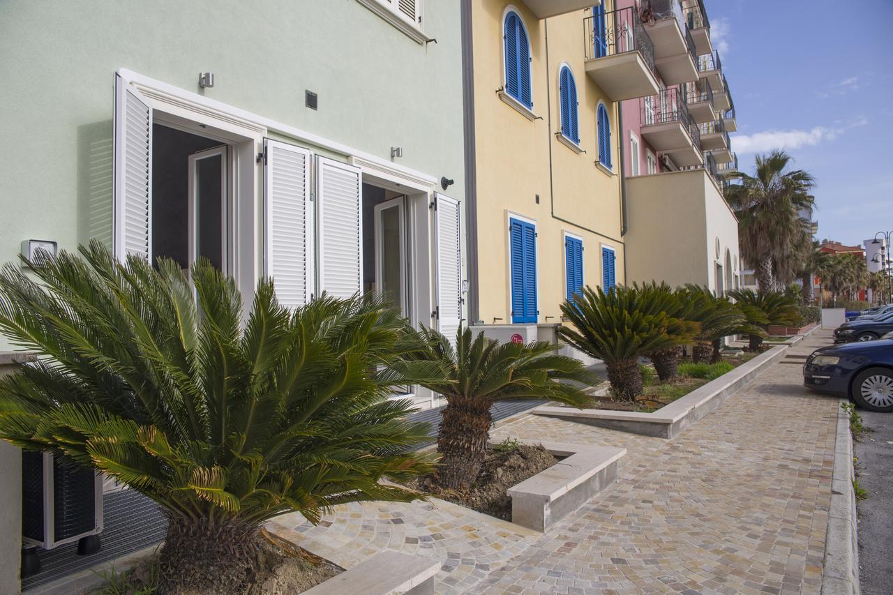 Rooms A Due Passi Dal Mare Porto Recanati Εξωτερικό φωτογραφία