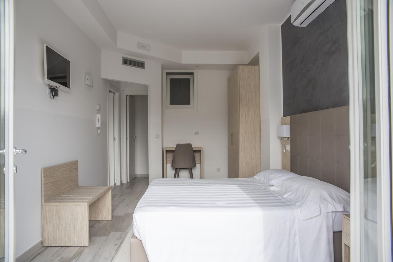 Rooms A Due Passi Dal Mare Porto Recanati Εξωτερικό φωτογραφία